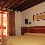 Hotel Santa Isabel