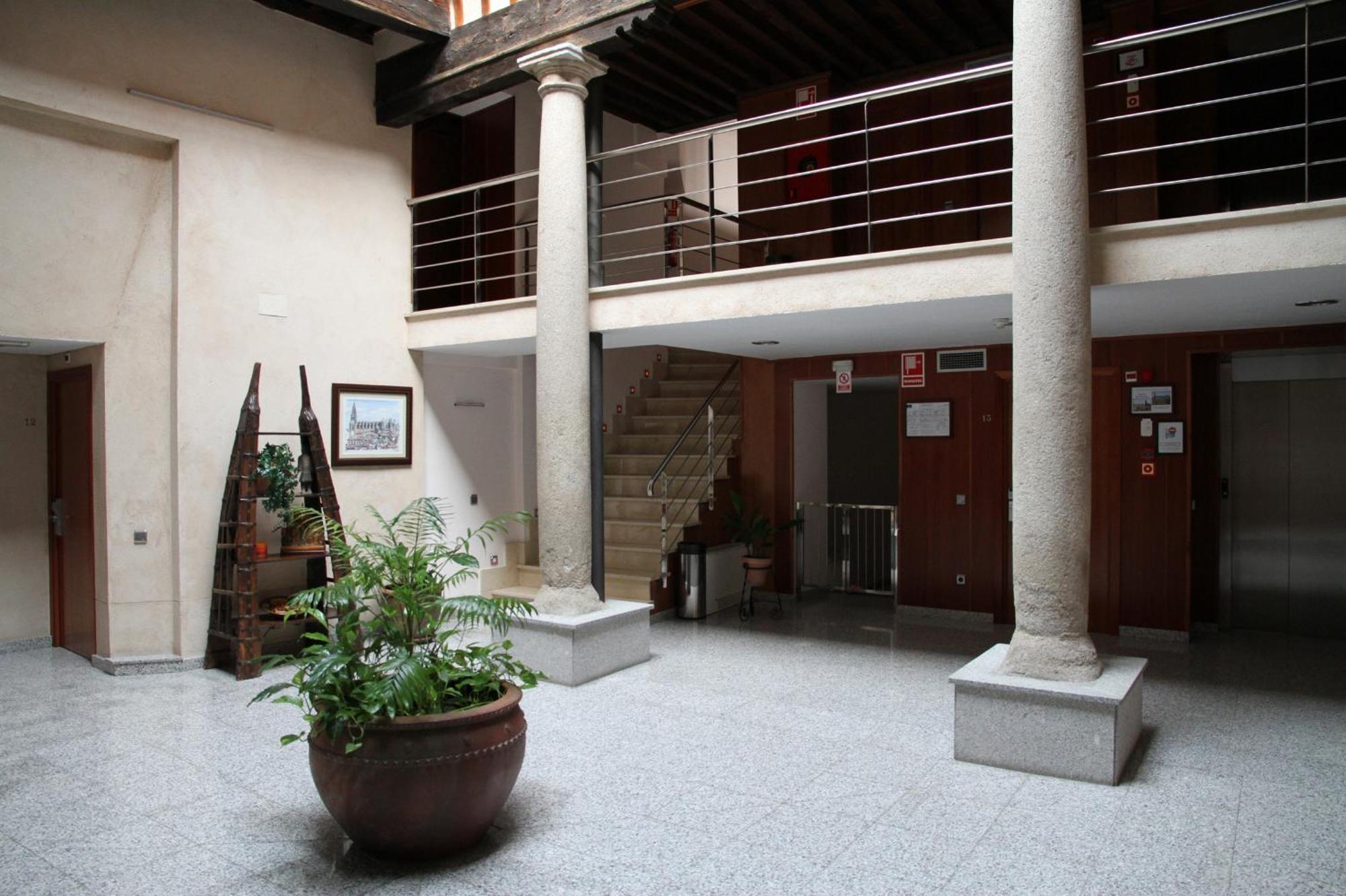 Hotel Santa Isabel 2*